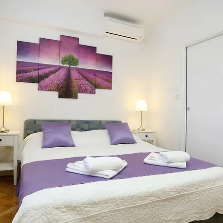 Luxury Ela 3* Split