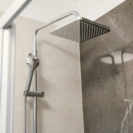 Green Park Apartments *