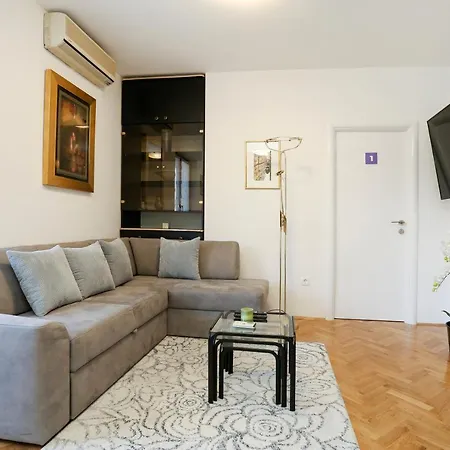 Penzion Luxury Ela 3*