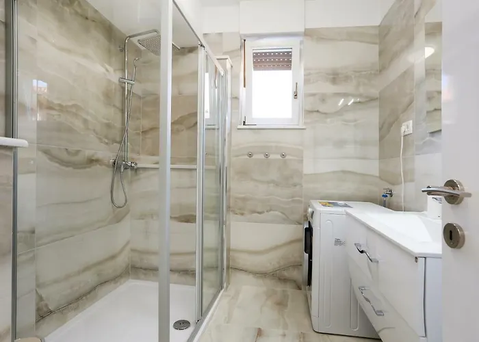 Luxury Apartment Ela Διαμέρισμα *