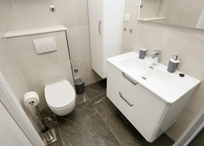 Luxury Apartment Ela *