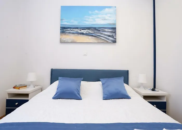 Διαμέρισμα Luxury Apartment Ela