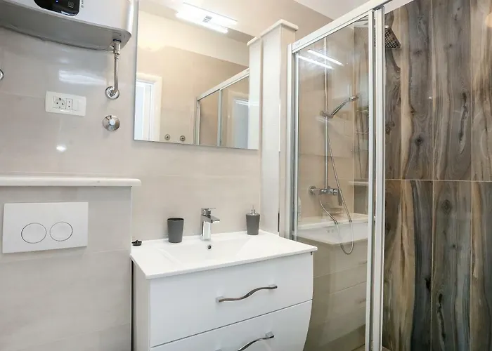 Luxury Apartment Ela